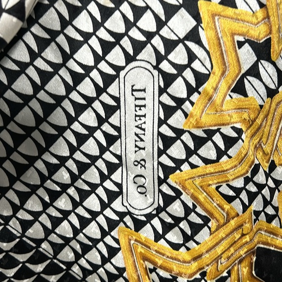 ❌Tiffany & Co. Silk Black, white and gold Star chain hand rolled square scarf - Picture 11 of 14